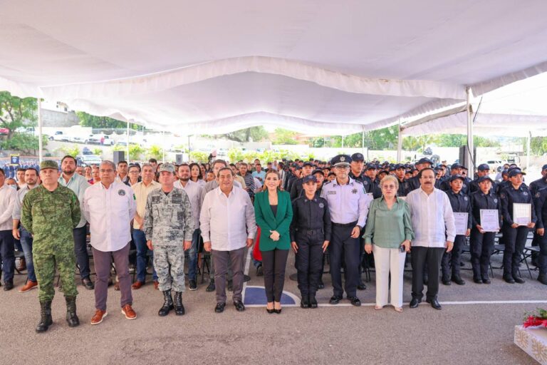 Cumple Evelyn Salgado con la profesionalización de la Policía Estatal de Guerrero