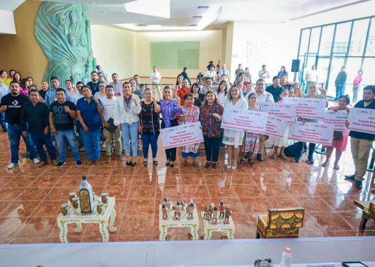 La gobernadora Evelyn Salgado impulsa la riqueza cultural de Guerrero; entrega premios “Manos Creadoras 2024”