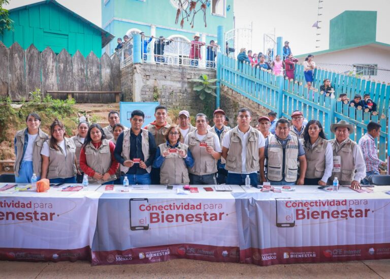 La gobernadora Evelyn Salgado lleva conectividad de Internet y Telefonía a comunidades serranas de Guerrero