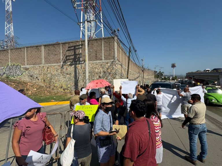 Destituyen a director del Instituto Tecnológico de Acapulco.