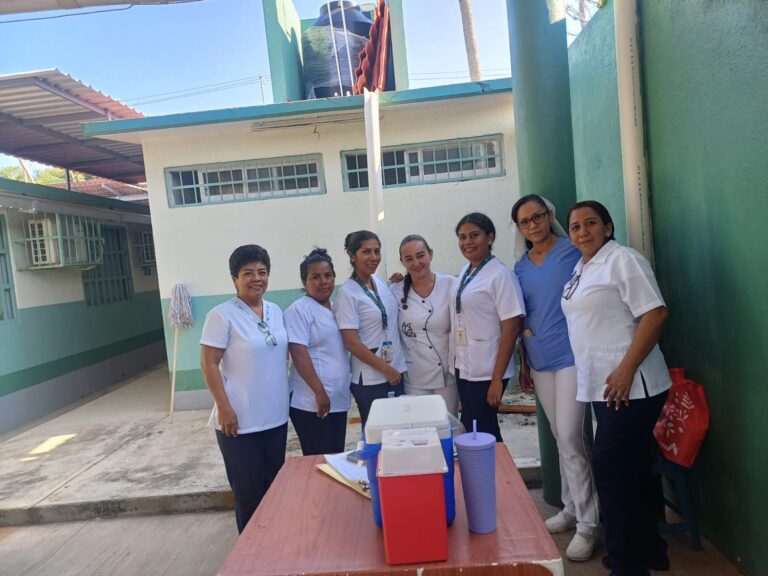 Garantiza Gobierno de Abelina López Rodríguez servicios básicos de salud para la población