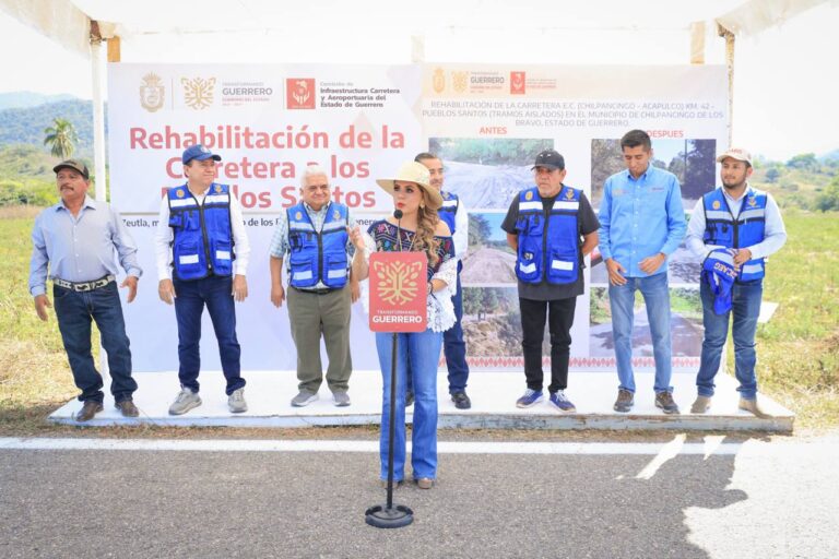 Evelyn Salgado inaugura obras sociales y cumple a los Pueblos Santos de la Sierra de Chilpancingo