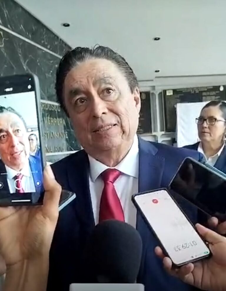 Denuncian ante la Fiscalía a 13 ex alcaldes por anomalías financieras