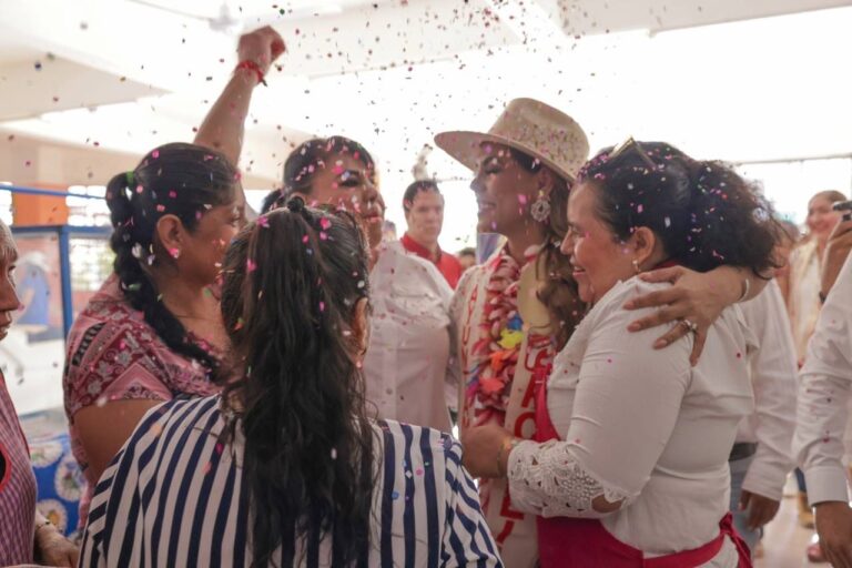 Entrega Evelyn Salgado nuevo Mercado Municipal en Arcelia