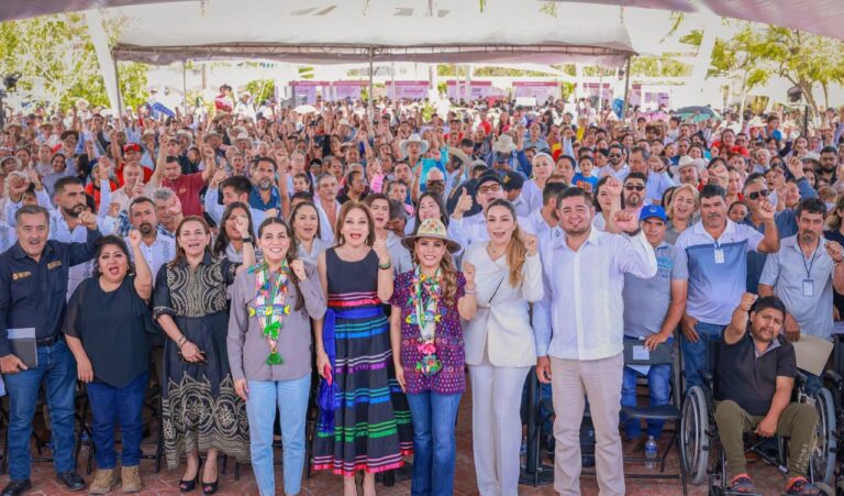 Evelyn Salgado acerca la Feria de Servicios Integrales a la zona Norte del estado