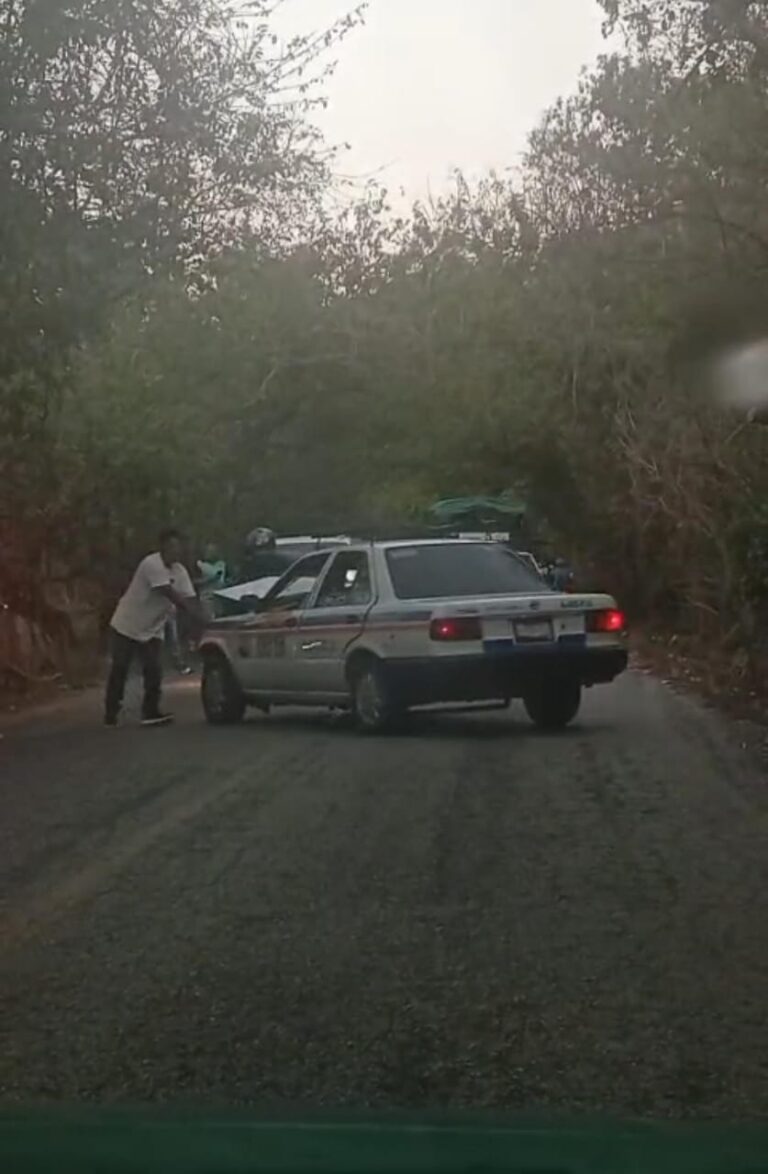 Tres personas lesionadas en tramo carretero San José – Huajintepec