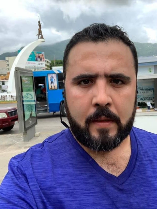 Dice ex líder del PRD Alberto Catalán que no se incorporará a Morena