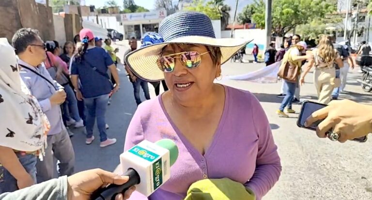 Protestan maestros de la CETEG contra reformas a la Ley del ISSSTE