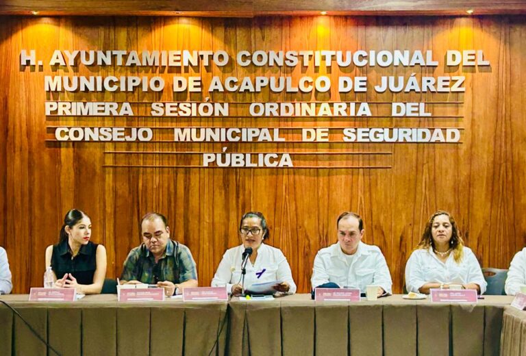 Instala Abelina López Rodríguez Consejo Municipal de Seguridad Pública