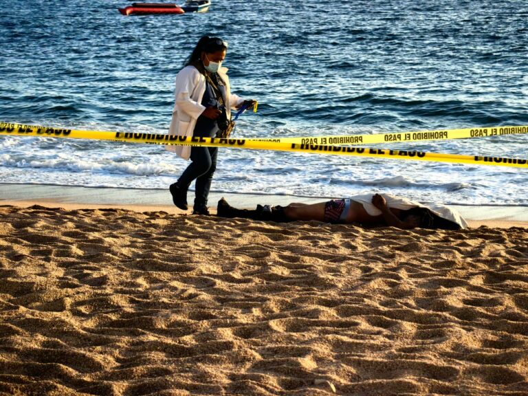 Turista se ahoga frente a la Plaza Francia