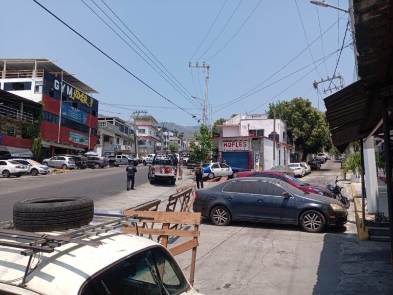 Un taxista fue ejecutado a balazos en la avenida Constituyentes