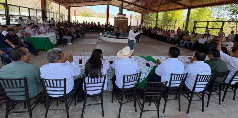 Va Manuel Añorve a gira por La Montaña y se reúne con el priismo de la región durante encuentro organizado por Gilberto Solano