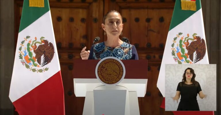 Sheinbaum y Morena celebran en el Zócalo la nueva moratoria de los aranceles