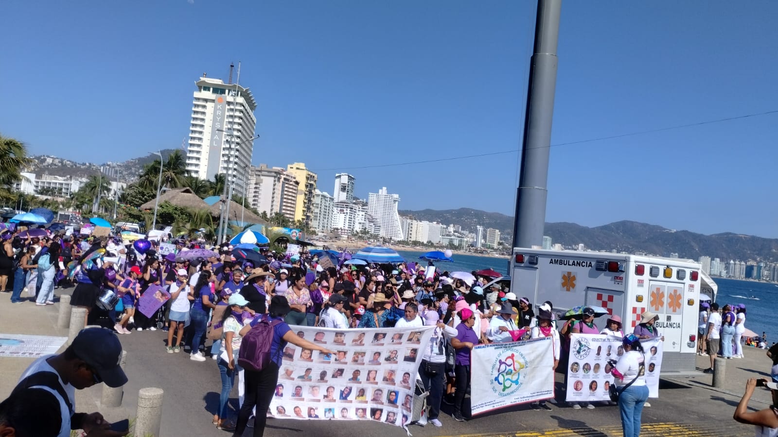 Manifestación por el Día de la Mujer y las Desaparecidas en Acapulco ...