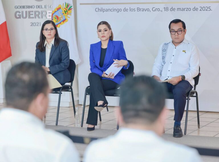 Encabeza Evelyn Salgado sesión informativa de gabinete con resultados en turismo, fomento económico y atención a incendios forestales en Guerrero