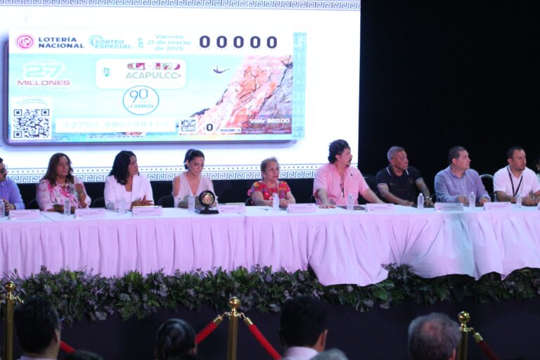 Lotería Nacional celebra Sorteo Especial en honor a los Clavadistas de La Quebrada