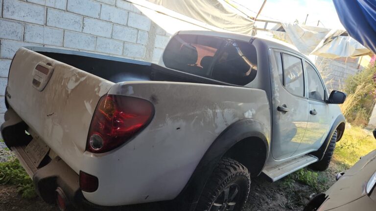 Marina en coadyuvancia con Fuerzas de Seguridad, realizó el aseguramiento de 14 vehículos y diverso material en Mazatlán, Sinaloa