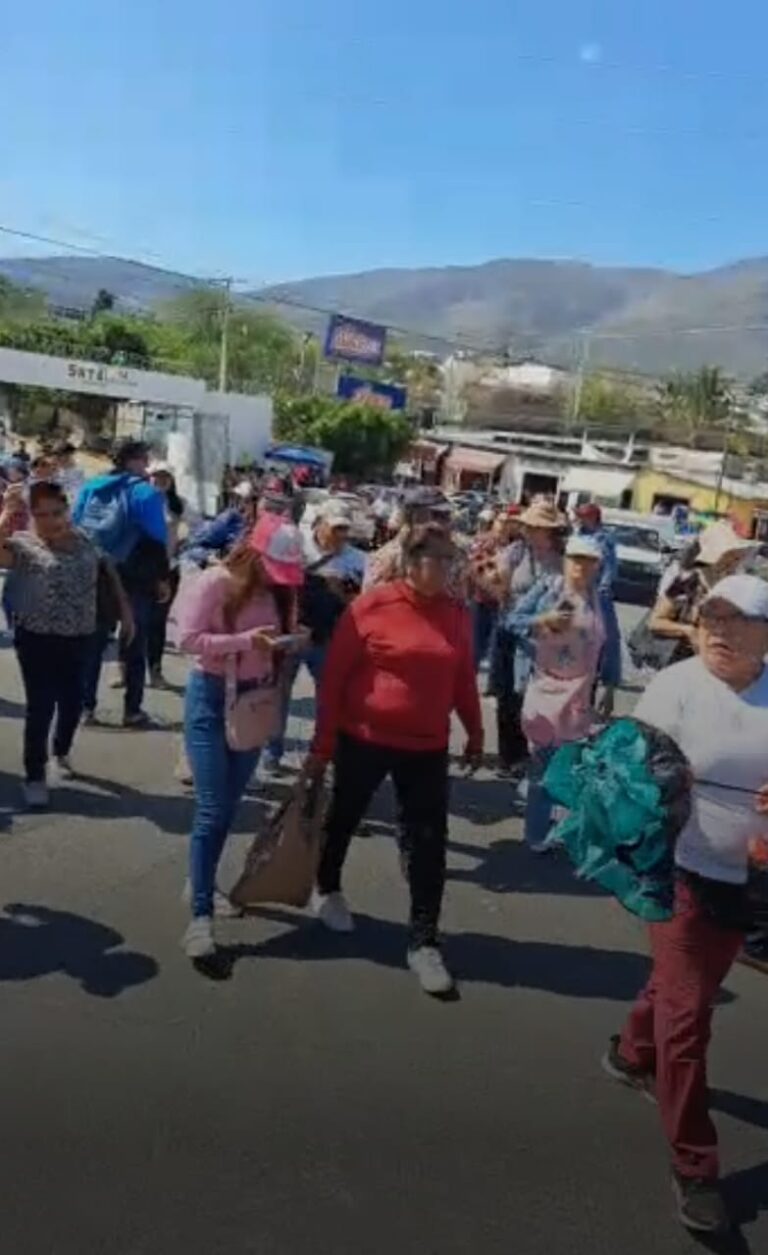 Amenaza el magisterio con paro indefinido por reformas a Ley del ISSSTE