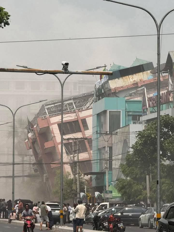 Fuerte sismo de magnitud 7,7 sacude Myanmar