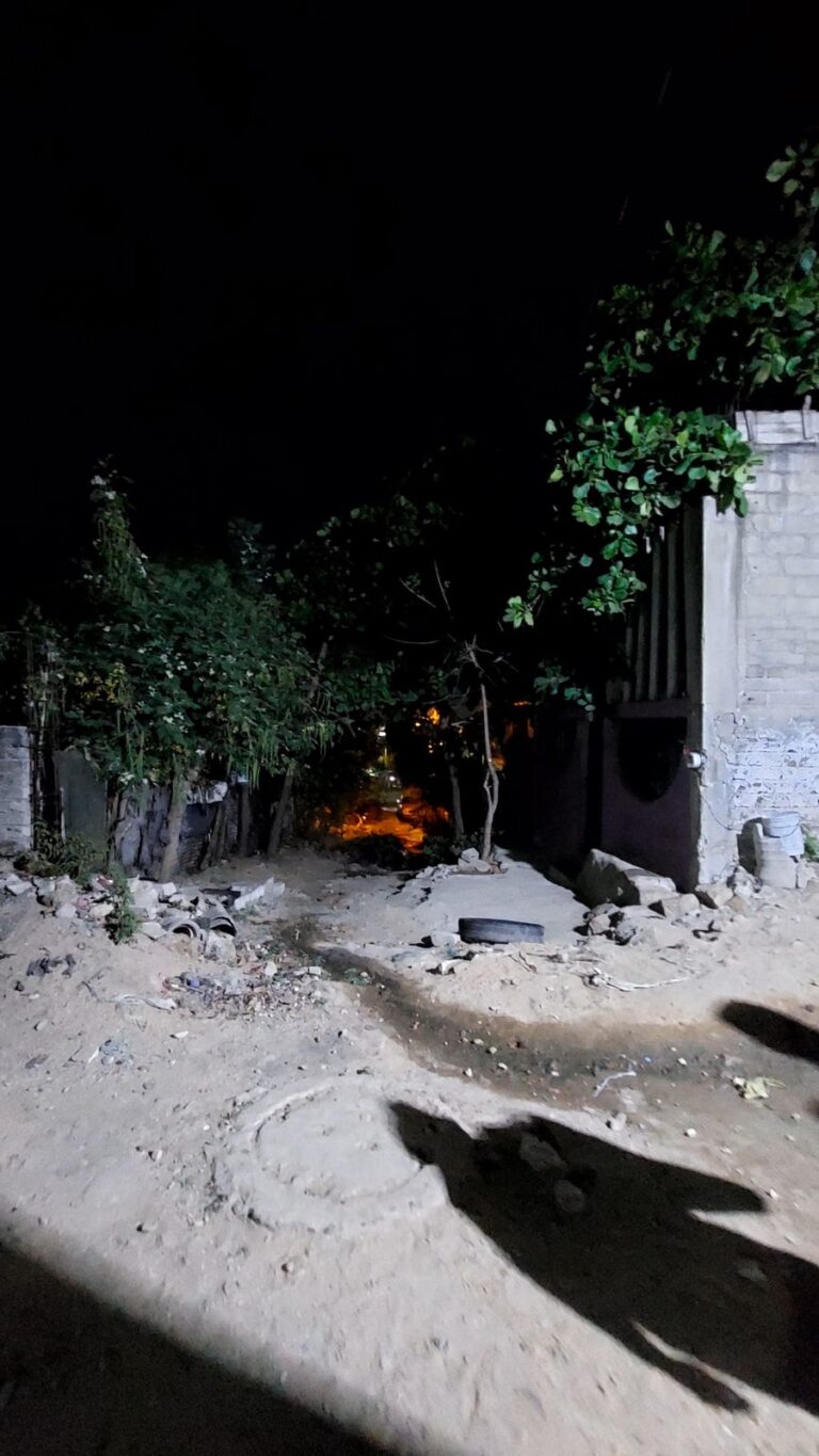 Vecinos de la Colonia Paraíso denuncian la falta de alumbrado público , temen por su seguridad