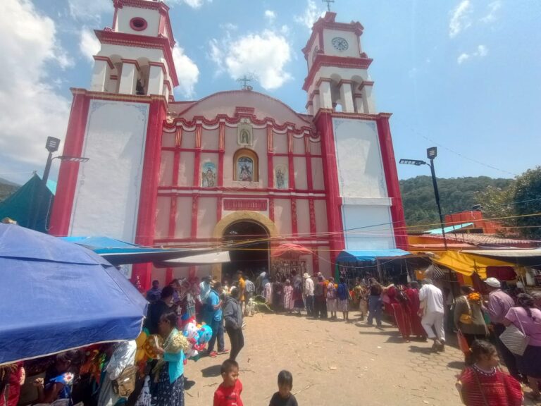 Peregrinaciones al Santuario de Tatachu en San Juan Cópala, Oaxaca: Una Celebración de Fe y Tradición