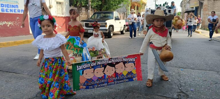 Festejan Día del Niño en Atoyac de Álvarez y Benito Juárez