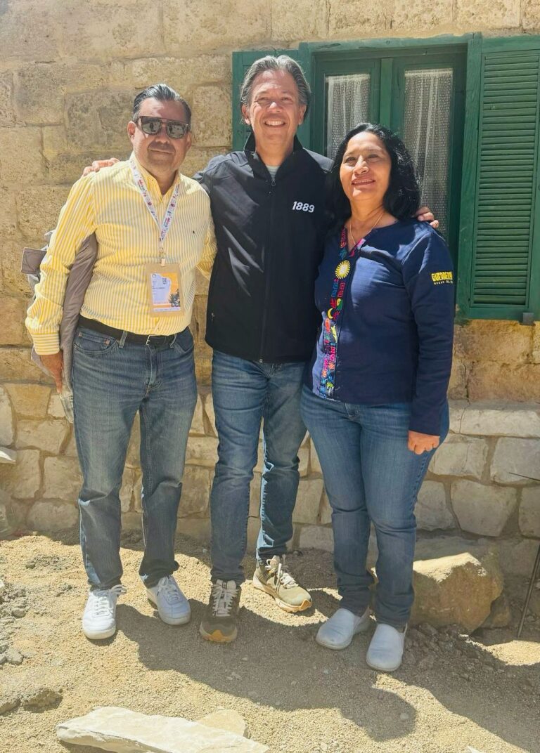 Busca Gobierno de Abelina López Rodríguez ofrecer productos innovadores a turistas en Acapulco