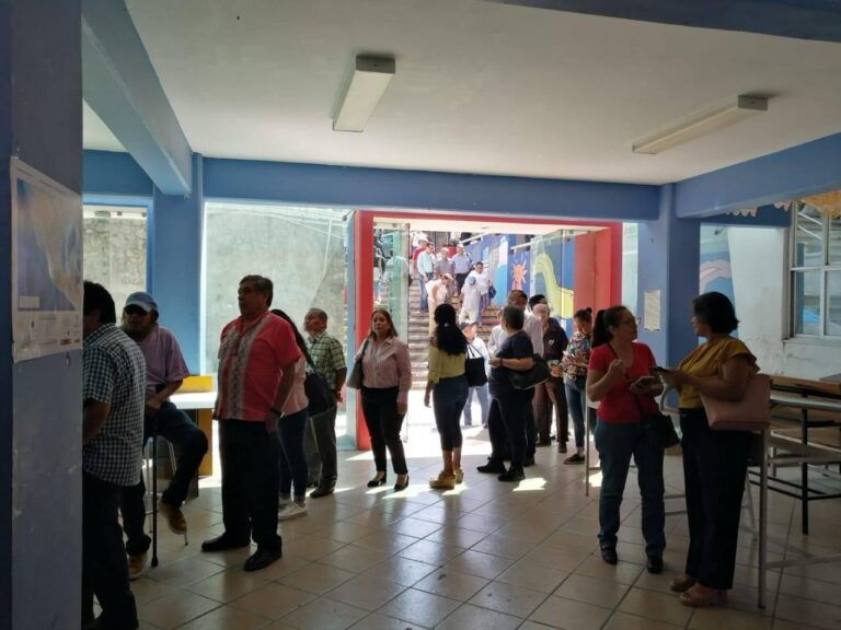 VALIDAN TRABAJADORES ACADÉMICOS EL CONTRATO COLECTIVO DE TRABAJO DEL STAUAG CON VOTACIÓN 2 A 1 A FAVOR