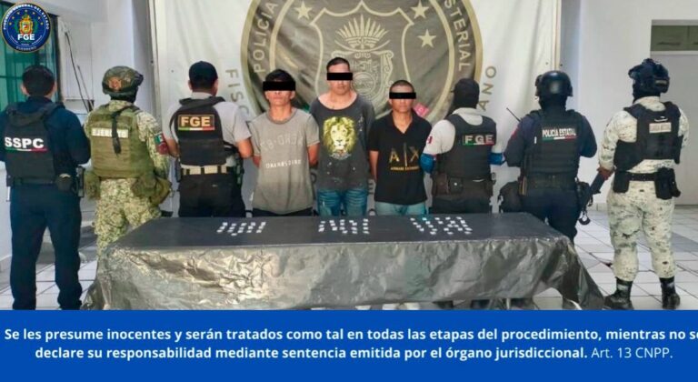 La FGEGuerrero detiene en flagrancia a tres personas en Acapulco por delitos contra la salud