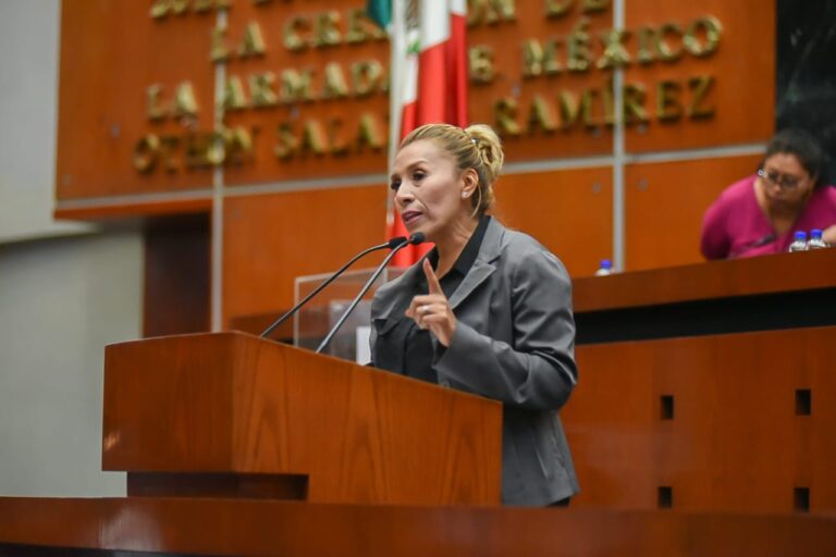 ANALIZAN INSCRIBIR «EMILIANO ZAPATA SALAZAR» EN MURO DE HONOR DEL CONGRESO DE GUERRERO