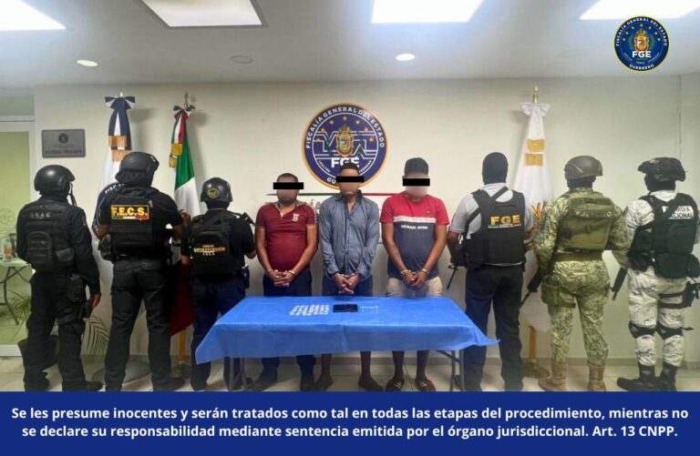 FGEGuerrero en coordinación con Defensa, GN, SSPC y Policía Estatal detienen en flagrancia a tres hombres y rescatan a una mujer en La Venta
