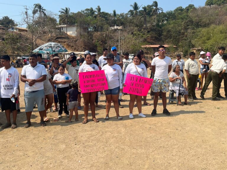 Acuerdan pobladores de Puerto Vicente Guerrero mantenerse en pie de lucha y acudir a México a ver a Claudia Sheinbaum