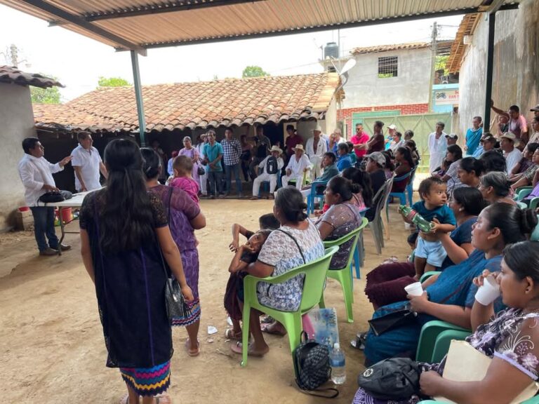 Roberto Montalván impulsa la promoción del voto en Xochistlahuaca