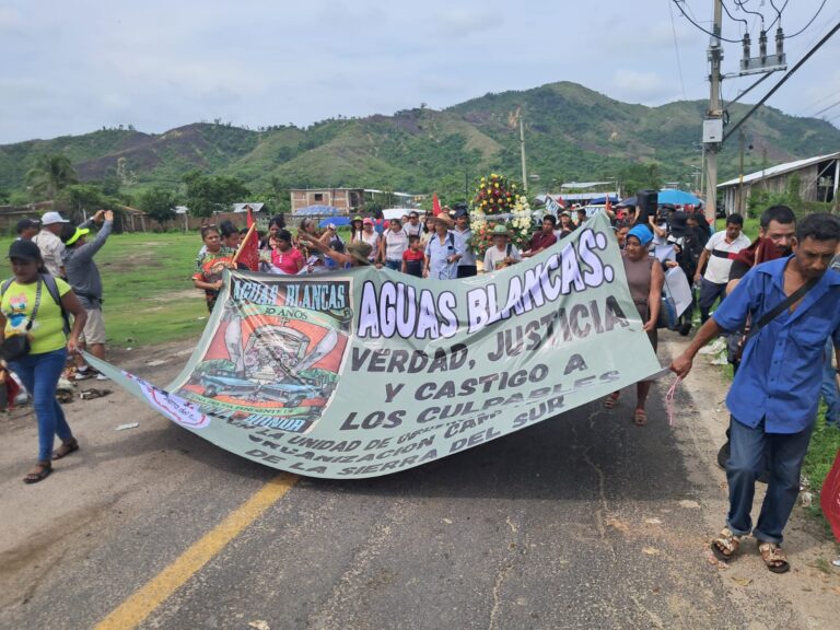 A 30 años de la masacre de Aguas Blancas, claman por justicia