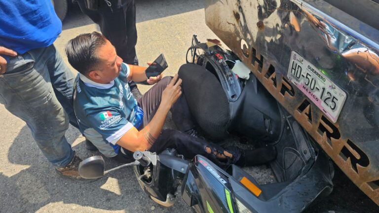Atropellan a un agente de la Policía Vial en la avenida Costera Miguel Alemán