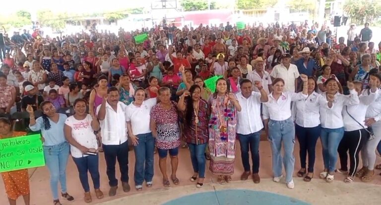 Juchitán celebra la visita de la presidenta del DIF Estatal, Liz Salgado Pineda