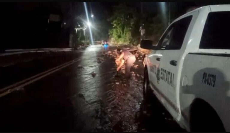 Implementan operativo de seguridad vial sobre la avenida Escénica