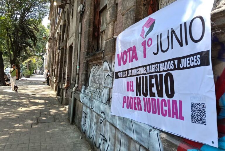 Hurto de boletas, marchas en contra, reparto de acordeones y AMLO feliz