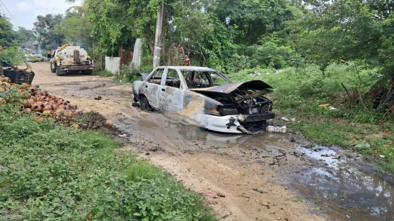 Un hombre fue calcinado dentro de un taxi en Renacimiento