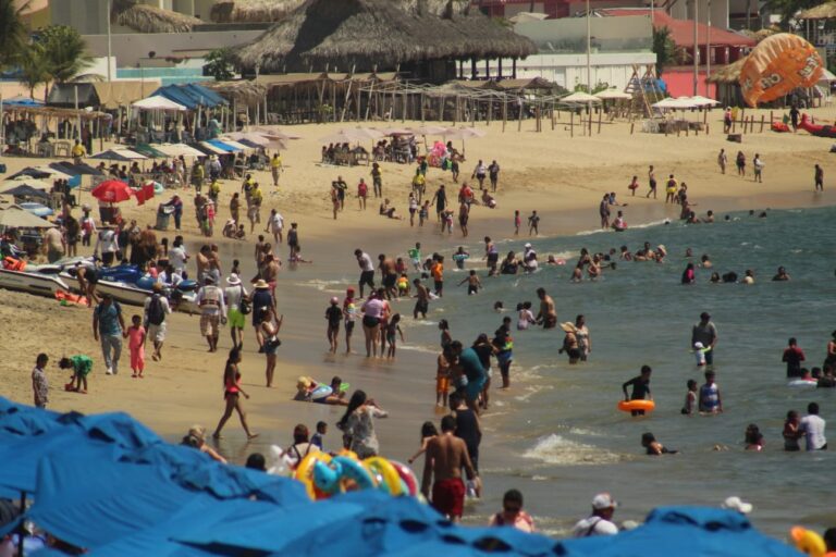 Eleva Acapulco ocupación hotelera a 74.1% en pleno auge del verano 2025