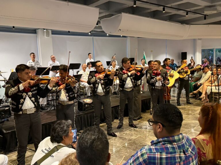 Celebra Gobierno de Abelina López Rodríguez intercambio musical entre México y Japón