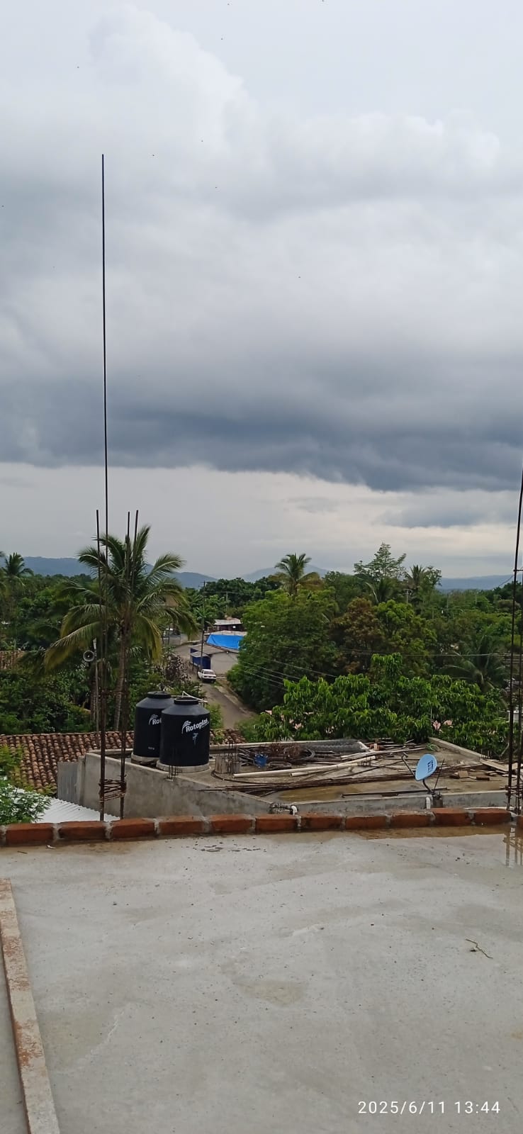 Sin señal de Telcel por octavo día en Guadalupe Victoria, Xochistlahuaca