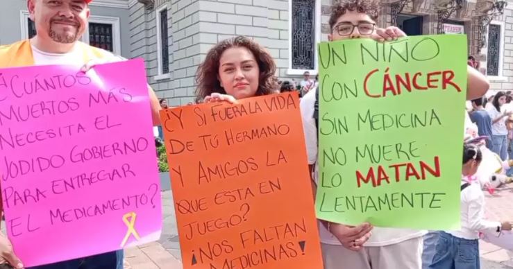 “¡Queremos medicinas!“: Marcha Nacional para exigir abasto de fármacos oncológicos en México