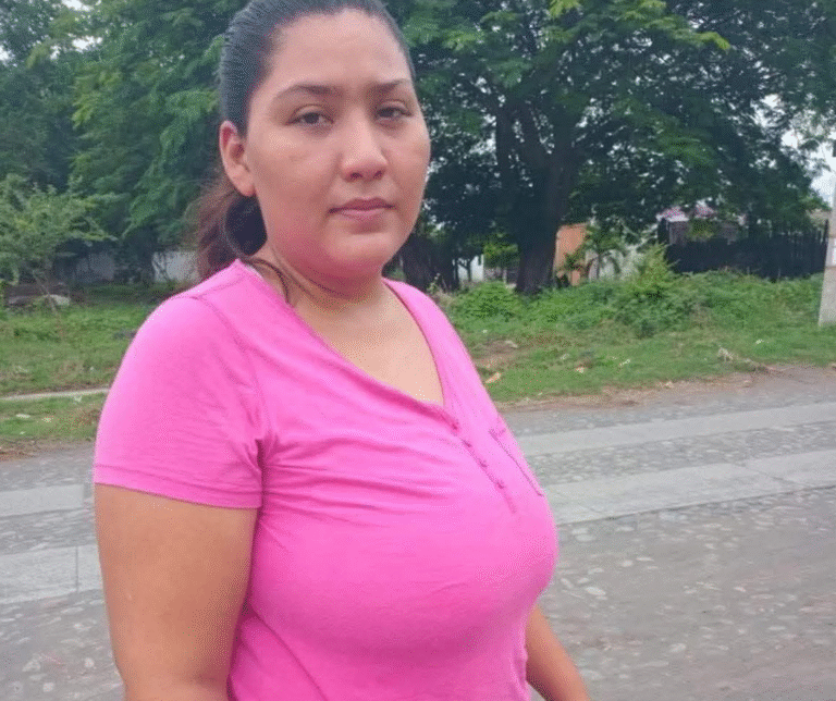 Piden colaboración de la población para dar con paradero de joven extraviada en Atoyac de Álvarez