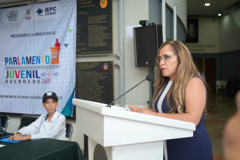 Presidenta de la CDHEG participa en presentación del Parlamento Juvenil 2025