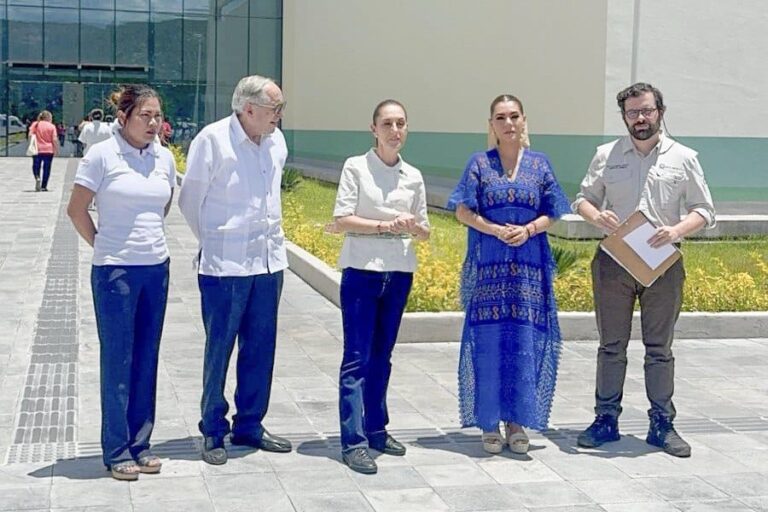 Sheinbaum y Evelyn Salgado visitan el nuevo Hospital General de Tlapa