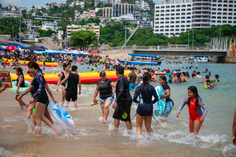 Guerrero presenta un verano exitoso: turistas visitan el Hogar del Sol resultado de las estrategias del gobierno estatal