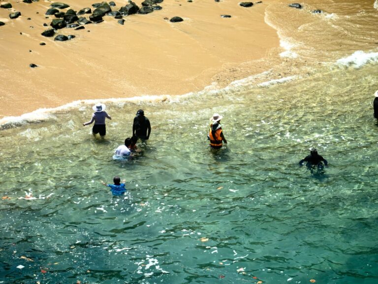 Localizan el cuerpo de un hombre que se lanzó al mar en Sinfonía del Mar