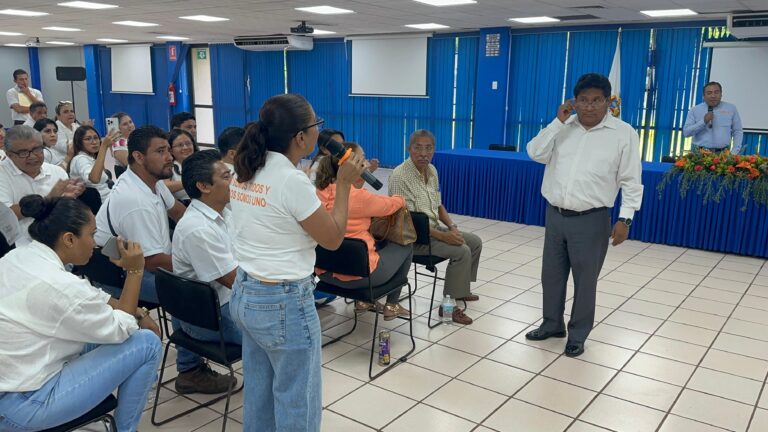 Sección 61 del SNTE niega derecho al voto a trabajadores del Tecnológico de Acapulco