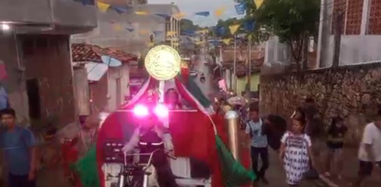 Jardines de Niños de Xochistlahuaca conmemoran el Día de la Independencia